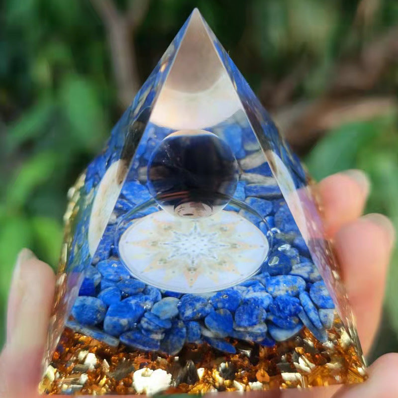 Eastern Mystiques Crystal Ball Pyramid5.6Centimeter Crystal Crushed Stone Epoxy Resin Home Handmade Ornament1