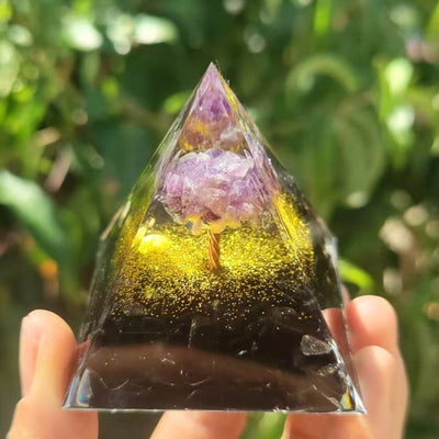 Eastern Mystiques Crystal Ball Pyramid5.6Centimeter Crystal Crushed Stone Epoxy Resin Home Handmade Ornament1