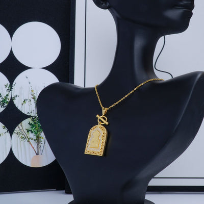 Eastern Mystiques European and American Religious Virgin Mary Copper Inlaid Zircon Necklace for Women Trendy Real Gold Plated Crystal Pendant Jewelry