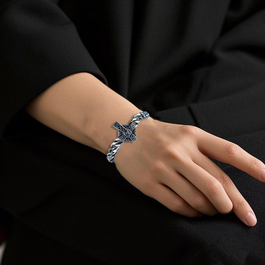 Eastern Mystiques 2025 Stainless Steel Hip-Hop Blackened Retro Men's Cross Bracelet Personality Trend Geometric Cool Style Hot Item