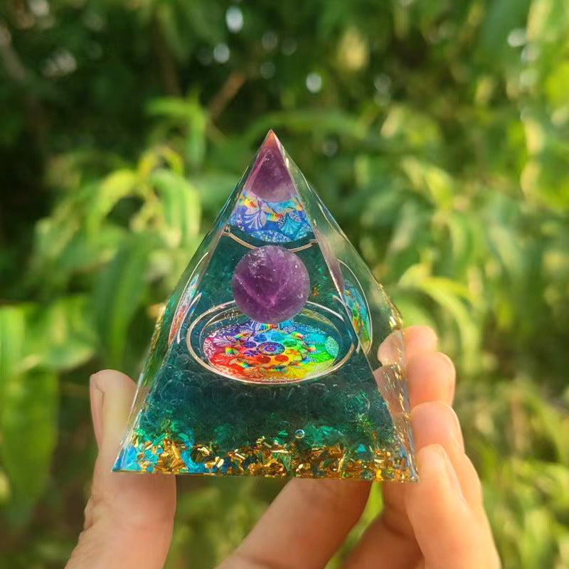 Eastern Mystiques Crystal Ball Pyramid5.6Centimeter Crystal Crushed Stone Epoxy Resin Home Handmade Ornament1