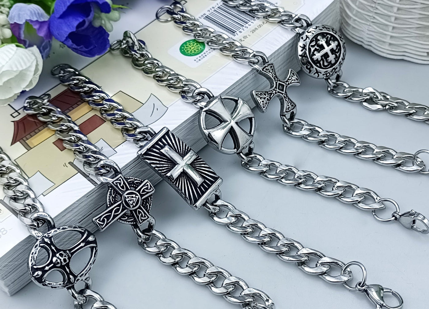 Eastern Mystiques 2025 Stainless Steel Hip-Hop Blackened Retro Men's Cross Bracelet Personality Trend Geometric Cool Style Hot Item