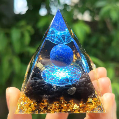 Eastern Mystiques Crystal Ball Pyramid5.6Centimeter Crystal Crushed Stone Epoxy Resin Home Handmade Ornament1