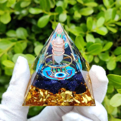Eastern Mystiques Crystal Ball Pyramid5.6Centimeter Crystal Crushed Stone Epoxy Resin Home Handmade Ornament1